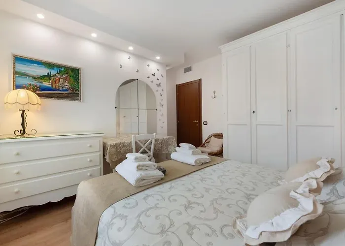 Sunset House ペルレード