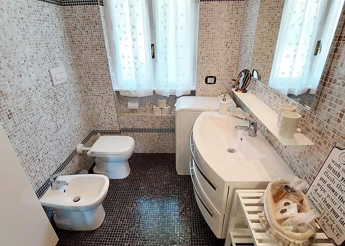 アパート Sunset House ペルレード