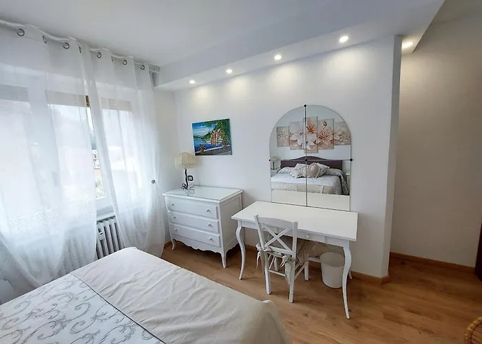 Sunset House アパート *