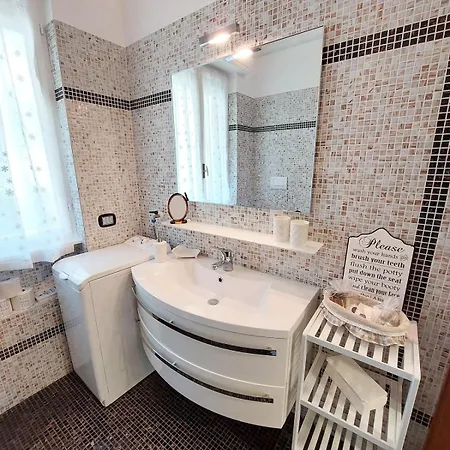 Sunset House * Perledo